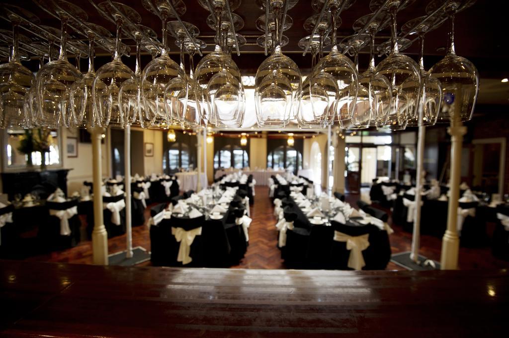Largs Pier Hotel 애들레이드 외부 사진